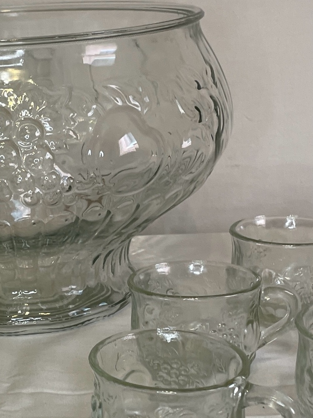 VINTAGE MCM Glass Punch Bowl Set with 12 Cups and Ladle